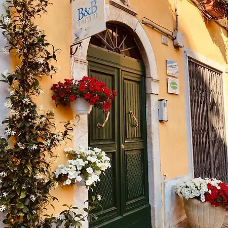 In Piazzetta 2* سارزانا