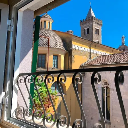 In Piazzetta 2* Sarzana