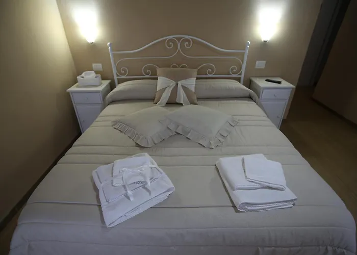 In Piazzetta Panzió Sarzana